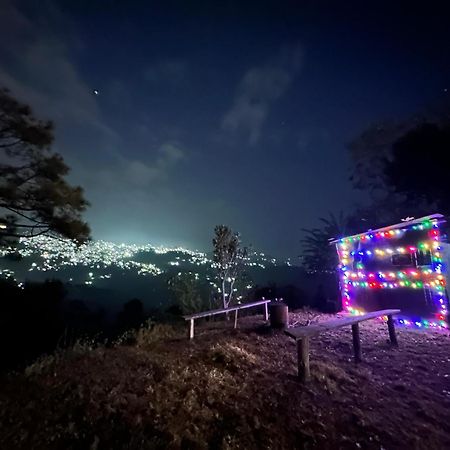 The City Escape Farmstay Shimla Eksteriør billede
