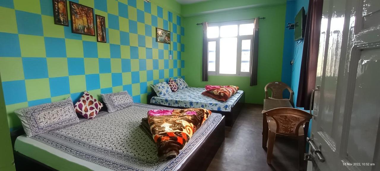 The City Escape Farmstay Shimla Eksteriør billede