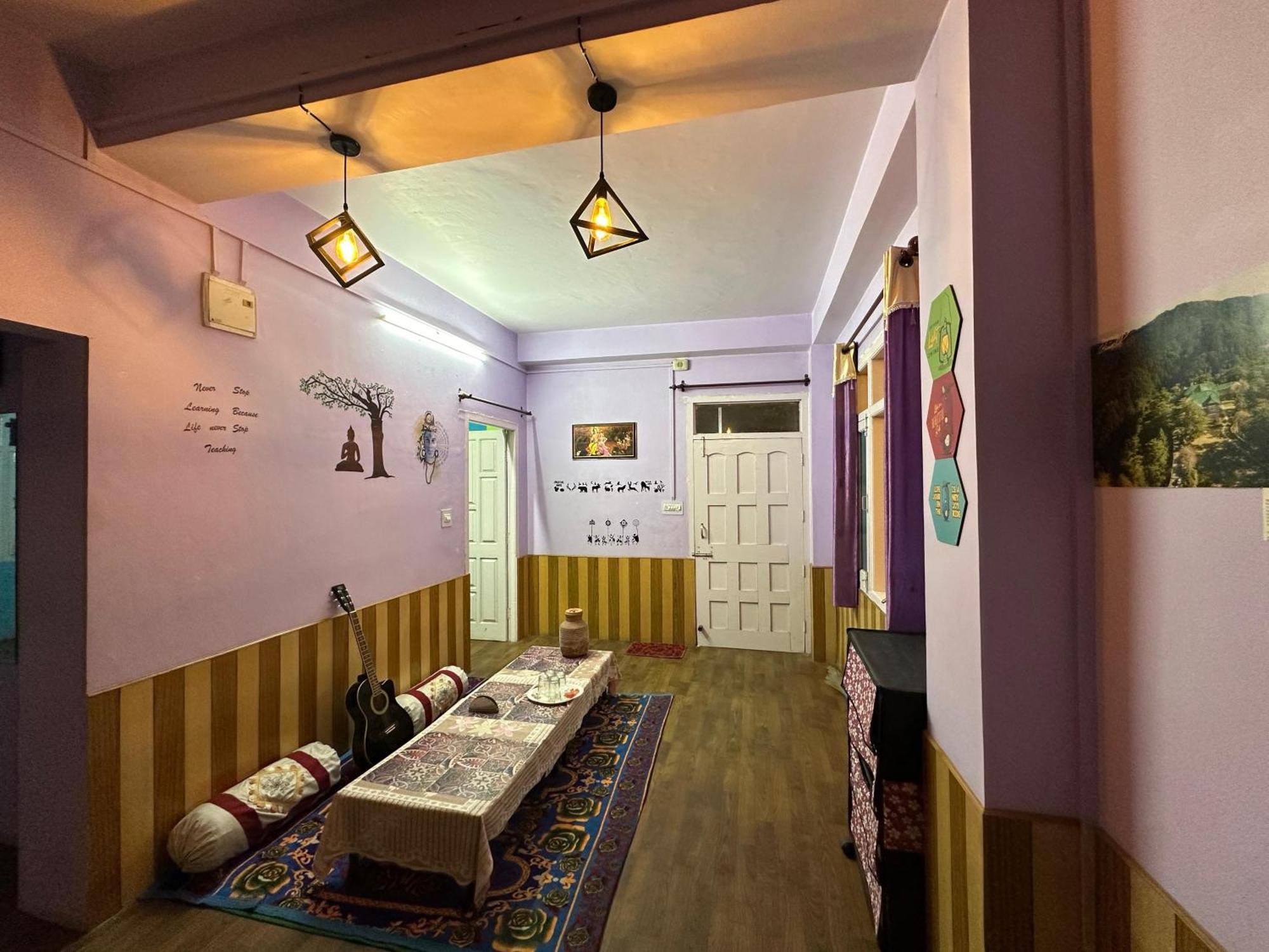 The City Escape Farmstay Shimla Eksteriør billede