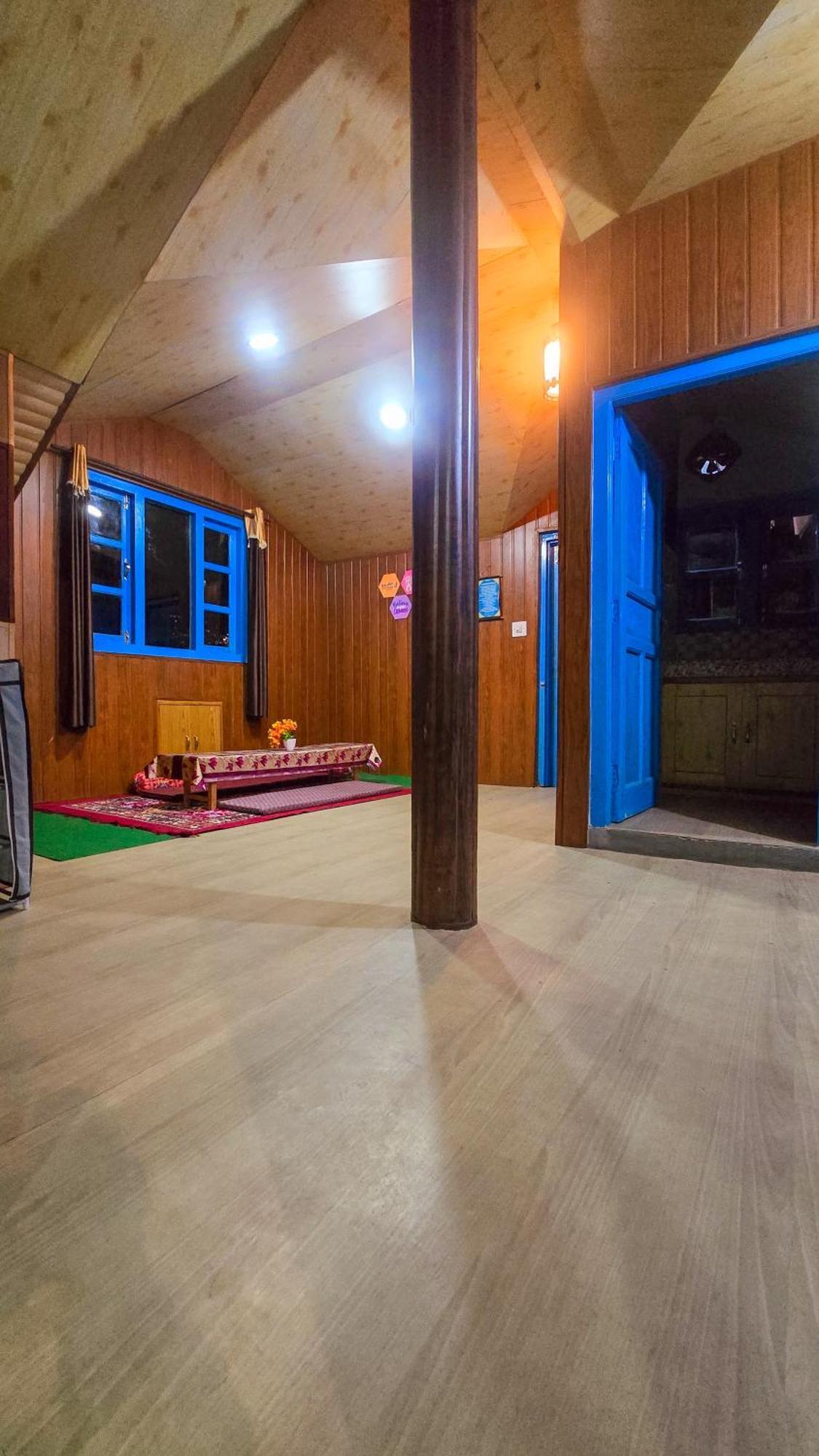 The City Escape Farmstay Shimla Værelse billede